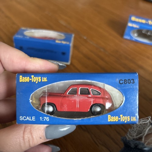Base toys c803 - base,