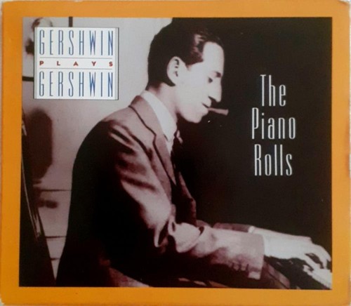 Plays gershwin the piano - plays,