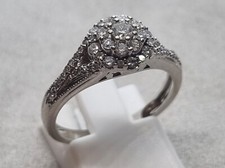 Stunning 9ct White Gold 0.50ct
