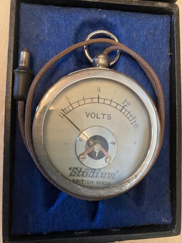 Vintagestadiumpocket voltmeter - vintagestadiumpocket,