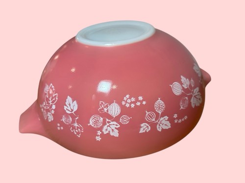 Vintage pyrex pink white - vintage,