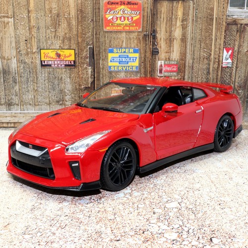 Bburago nissan red 2017 - bburago,