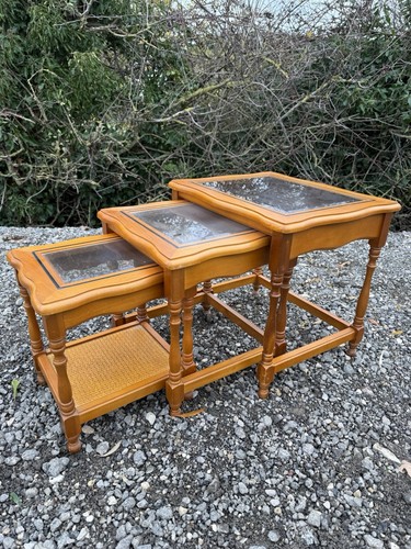 Nest tables - nest,