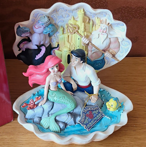 Enesco disney traditions - enesco,