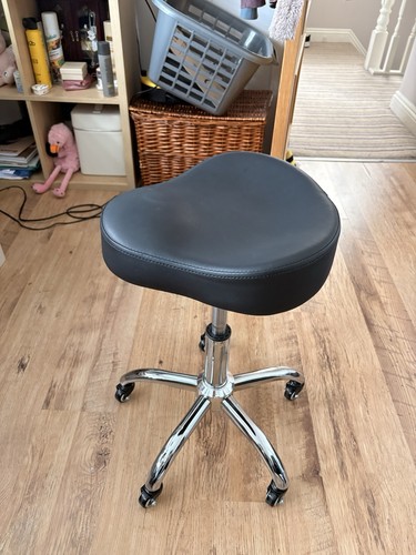 Beauty saddle salon - salon, stool