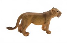 Schleich Lioness Figure 2000 Retired Safari Wildlife Big Cat Collectible