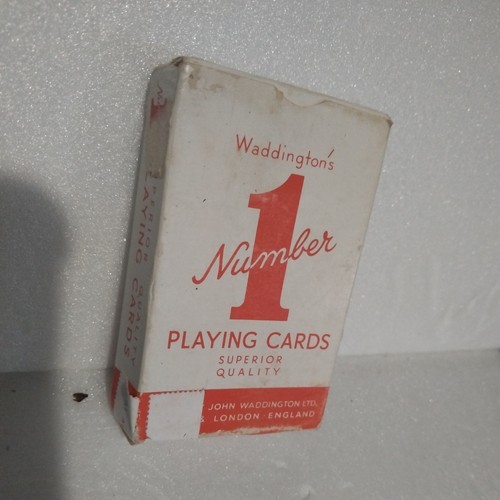 Waddingtons number linen - number,