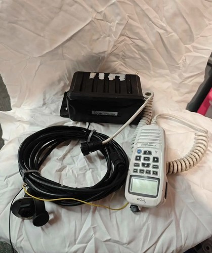 Icom m400bb vhf dsc - vhf,