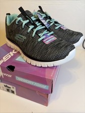 Sketchers Graceful Twisted