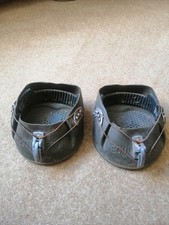 2 x Shires Equi Boots Hoof