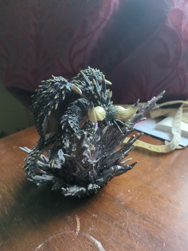 Monster hunter sculpture - monster,