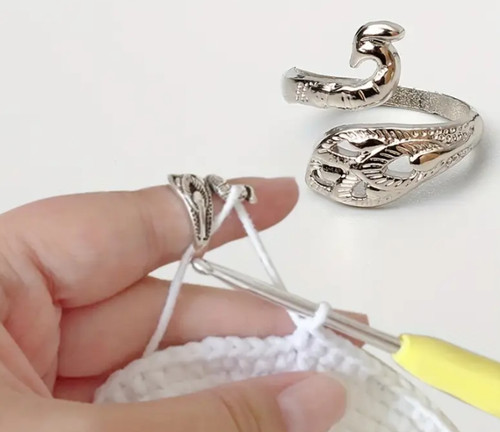 Yarn guide ring adjustable - guide,