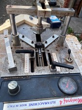 Minigraf 4 Underpinner -