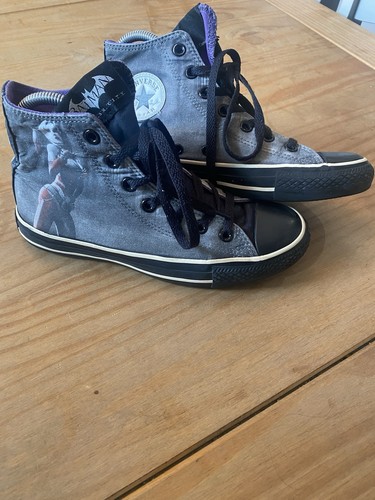 Converse harley quinn arkham - quinn,
