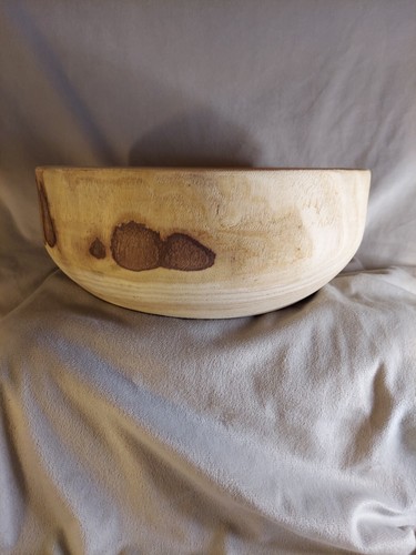 Paulownia hand carved serving