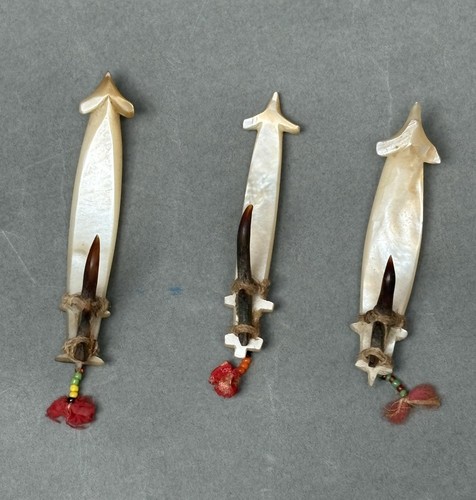 Three beautiful old oceanic - three,