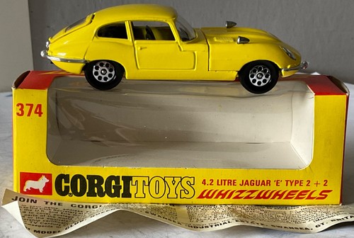 Corgi 374 jaguar - 374,