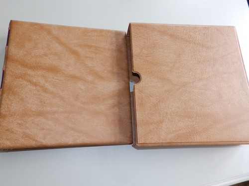 Boxed windsor sovereign - (9211),