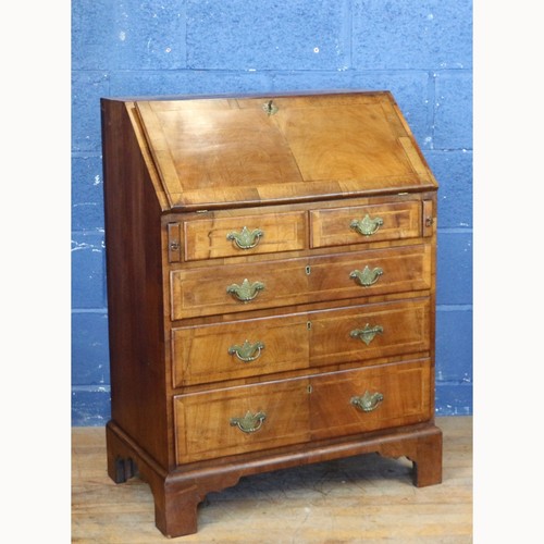 Antique queen anne - an,