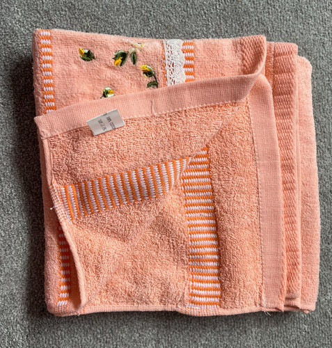 Pretty peach vintage 70s 80s - pretty, 70s/80s