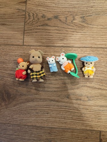 Sylvanian families figure - sylvanian,