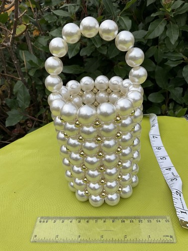 White big pearl bucket hand - white,