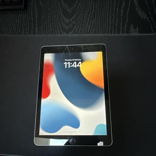 Apple ipad 5th gen - ipad,
