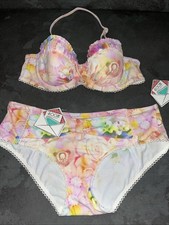Ladies Pastel Floral Floozie