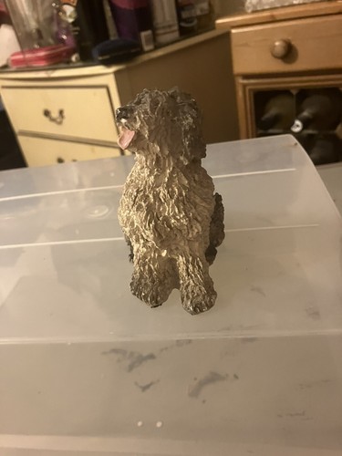 Unmarked old english sheepdog - old,