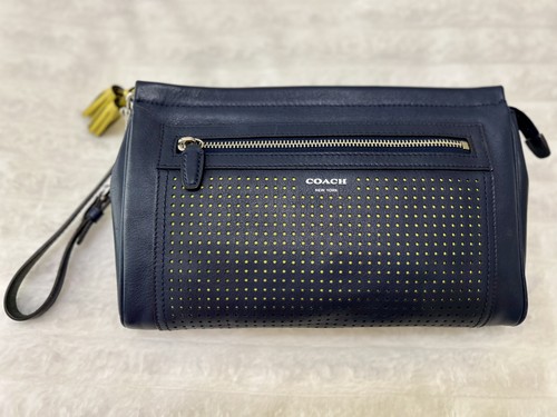 Coach extra large - extra, in.