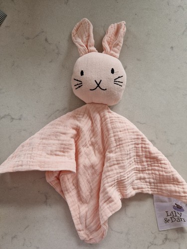 Aldi lily dan pink - aldi,