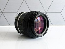 Nikon Nikkor 105mm f/2.5 Ai-S