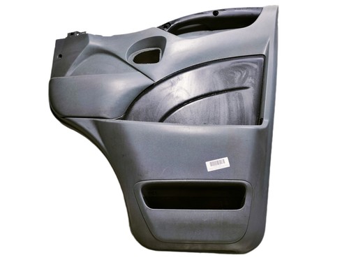 3802077 right front door - right,