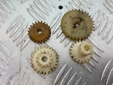 APRILIA RS50 RS 50 PLASTIC ENGINE GEARS YEAR 1996-1998 (CMB1132)