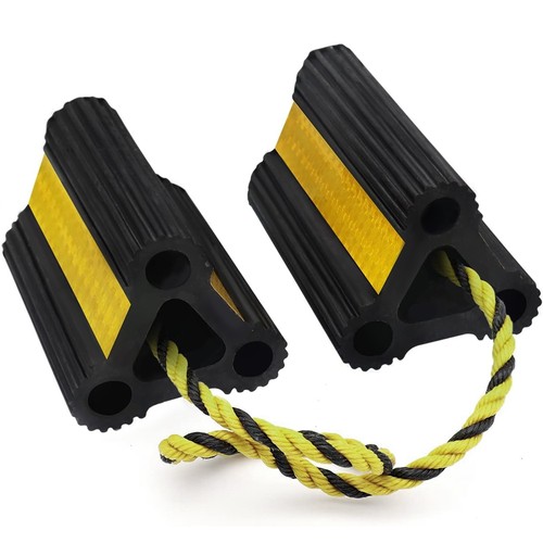 Wheel chocks for trailer - for,