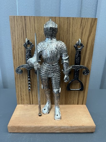 Vintage medieval knight - ￼,