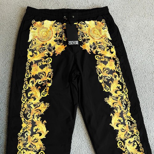 Versace joggers in - ⭐️,