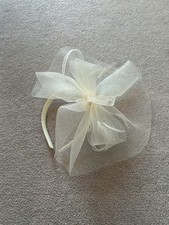 Women's Hair Fascinator Cream
