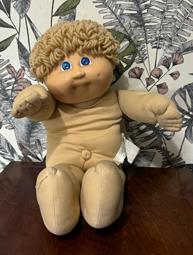 Cabbage patch kids doll hm3 - cabbage,