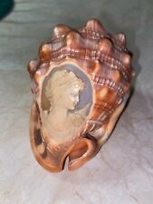 carved cameo carvedé
