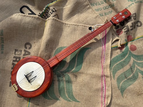 Boggart mountain banjo padauk - boggart,