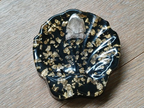Shell shaped lucite - shell,