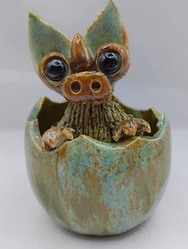 Yare designs pottery - designs, dragon