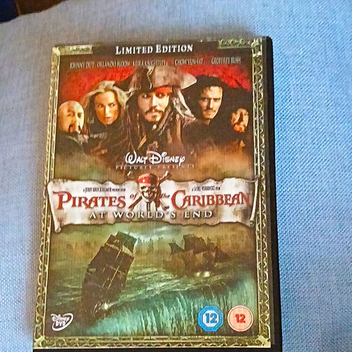 Walt disney pirates the - disney,