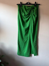 💚 In The Style Green Front