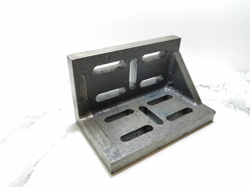 Engineers angle plate cast - ,