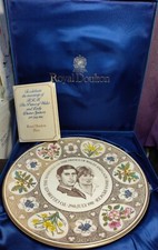 Royal Doulton HRH Charles and Diana Commemorative Plate in Box Certificate 1981.