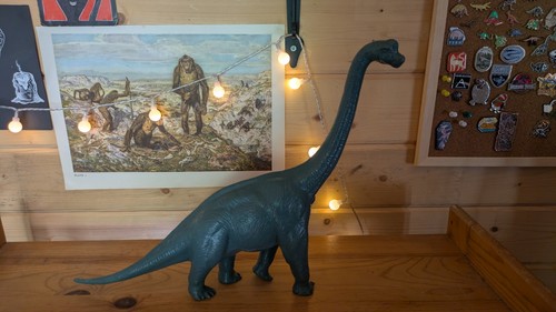Invicta plastics brachiosaurus - invicta,