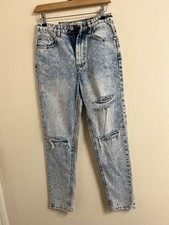 REDIAL BNWT Ripped Mom Denim