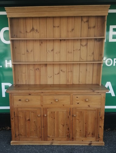 Lovely rustic pine dresser - rustic,